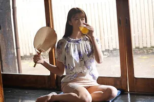 Mùa hè buồn chán ở quê xoạc người vợ nhà kề bên thiếu thốn vì lấy người chồng già